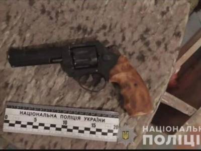 60-летний житель Одесской области стрелял в полицейских