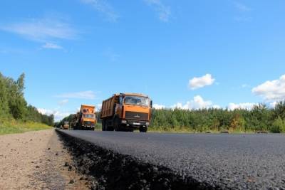 13 тысяч тонн асфальта ушло на дорогу Псков - Кислово - Палкино