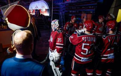 Слишком "мягкая сила": зачем "Газпром" поддерживает хоккей в Латвии?