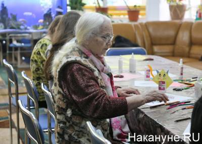 В Челябинской области будет продлено действие мер поддержки работников социальных домов-интернатов