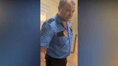 Охранник краснодарской больницы пообещал "сломать голову" пациенту