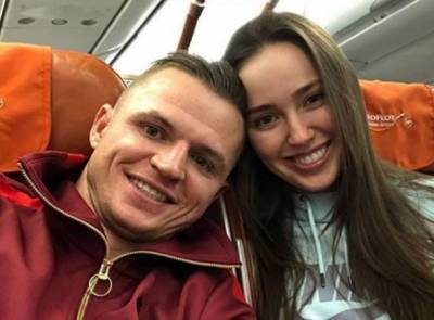 Дмитрий Тарасов поскандалил на борту самолета