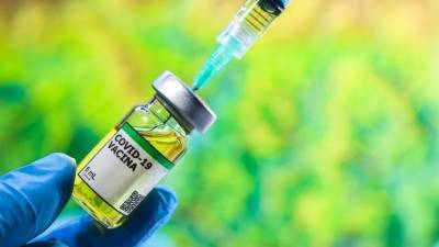 Кому не нужна вакцина от коронавируса: мнение экспертов