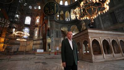 Эрдоган прибыл в собор Святой Софии в Стамбуле