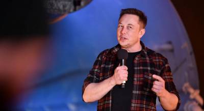 Илон Маск объявил о крупном обновлении Tesla Autopilot 4D