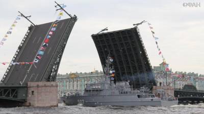 День ВМФ 2020: программа в Петербурге и Кронштадте, салют, ограничения движения