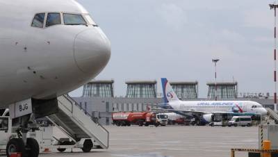 Россия возобновляет регулярные и чартерные рейсы за границу с 1 августа