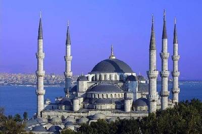 В стамбульском соборе Святой Софии впервые за 86 лет началась мусульманская служба
