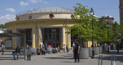 Станция метро "Новокузнецкая" заработала в обычном режиме