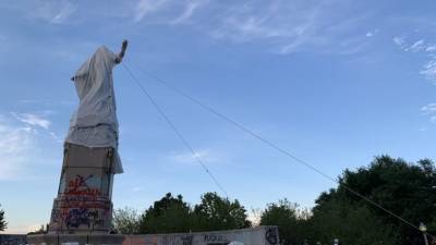 Памятник Колумбу в Чикаго пал жертвой борьбы с расизмом
