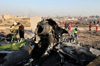 Украина заявила о незаконном вмешательстве в работу сбитого в Иране Boeing