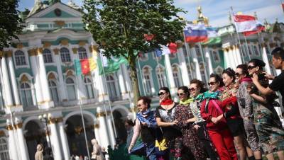 Турпоток в Петербурге планируют восстановить за два года