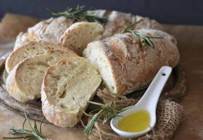 Медики рассказали, какой хлеб помогает похудеть