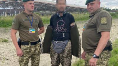 На границе с Польшей задержали латыша в форме пограничника
