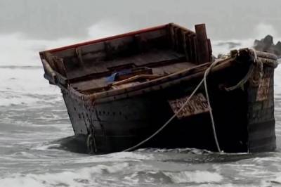 Годами к северным берегам Японии прибивало лодки с мертвецами из КНДР: Исследователи назвали причину