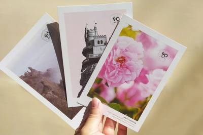 «Привет из Крыма»: волонтеры отправили по стране первую тысячу открыток