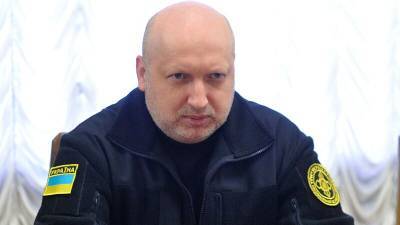 Турчинов назвал условие, при котором лично пойдет «штурмовать» Крым