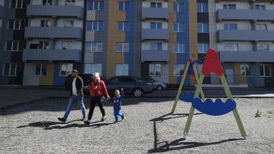 «Подспорье для россиян с детьми»: правительство выделит 5 млрд рублей на улучшение жилищных условий молодых семей