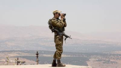 Армия Израиля атаковала объекты на юге Сирии