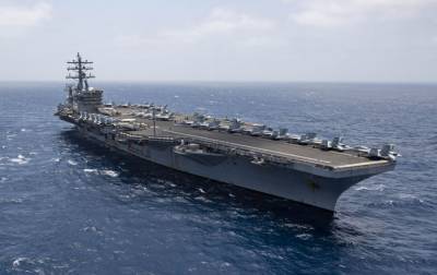 В Средиземное море прибывает авианосная группа ВМС США