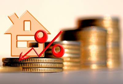 Эксперт оценил возможное снижение ставки по ипотеке в России