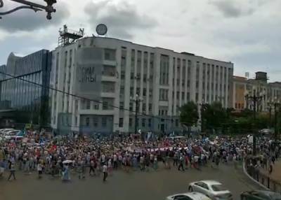 В Хабаровске прошел "марш Фургала": к требованию вернуть Фургала добавился лозунг "Дегтярева в отставку"