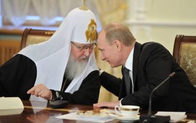 Путин разделся до пояса и оседлал патриарха Кирилла, скандальный кадр: "Всю жизнь будут рабами!"