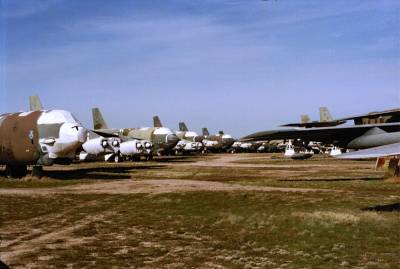 Возвращают даже со свалки – в США разъяснили, чем старые B-52 лучше современных американских самолетов