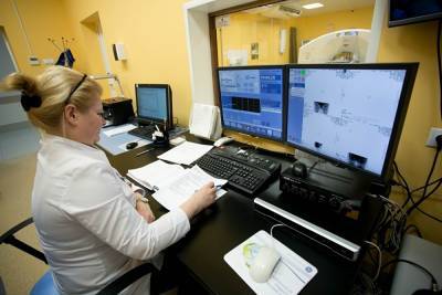 Число случаев коронавируса в России достигло 806 тысяч