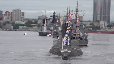 Новости на "России 24". Во Владивостоке прошла репетиция парада ко Дню ВМФ