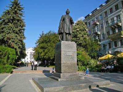 На Украине решили «декоммунизировать» памятник Пушкину