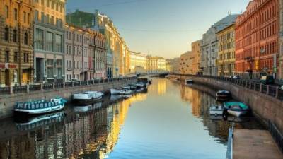В Петербурге разрабатывают новые туристические маршруты, связанные с искусством и наукой