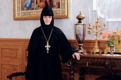 Патриарх Кирилл заставил московскую настоятельницу продать «Мерседес» за 10 млн