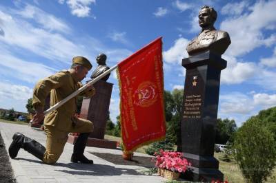 Памятники героям войны открыли в Липецкой области