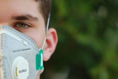 В Португалии создали многоразовую маску, нейтрализующую коронавирус