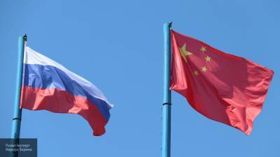 Российские дипломаты почтили память героев ВОВ в Китае