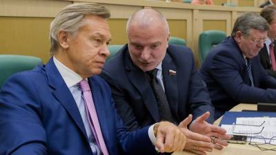 Пушков жестко ответил польскому экс-министру на слова об «ослабленной» России