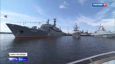 Легенды и новинки: завершены репетиции Главного военно-морского парада