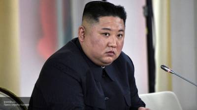 Лидер КНДР объявил режим ЧС в Кэсоне из-за подозрения на вспышку COVID-19