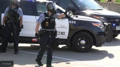Трое полицейских пострадали во время беспорядков в Сиэтле