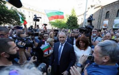В Болгарии требуют отставку правительства на фоне протестов