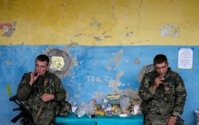 На Донбассе 15 обстрелов в преддверии перемирия