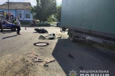 В Харьковской области столкнулись грузовик и мотоцикл, есть погибший
