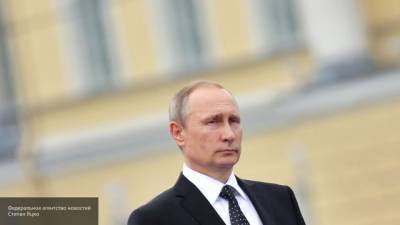 Путин прибыл в Кронштадт по случаю празднования Дня ВМФ