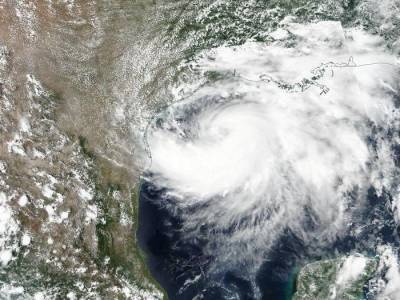На Техас обрушился ураган Ханна