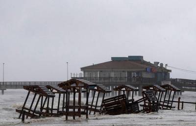 Губернатор Техаса ввел режим чрезвычайной ситуации из-за урагана «Ханна»