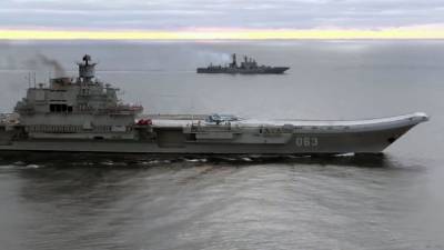 Черноморские корабли отметили День ВМФ парадом у берегов Сирии - видео