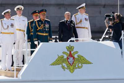 Путин пообещал ВМФ 40 новых кораблей