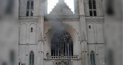 Волонтер признался в поджоге готического собора в Нанте