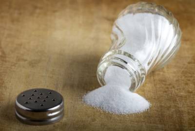 Ученые призвали россиян вдвое снизить употребление соли